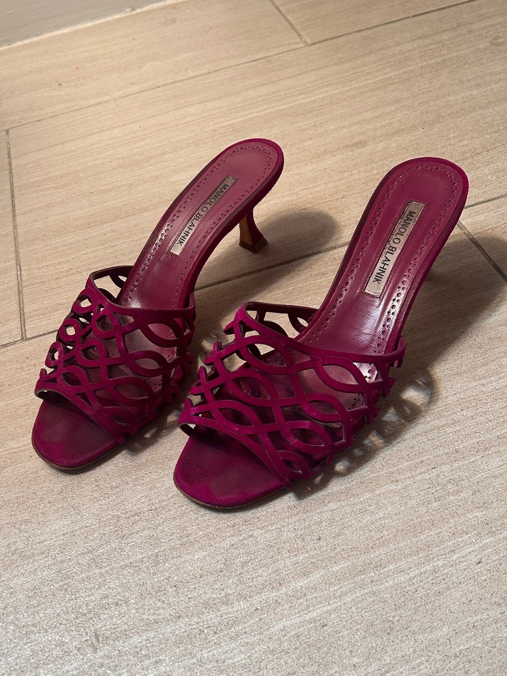 Manolo Blahnik Fuchsia Laser Cutout Slide Mule Kitten Heel